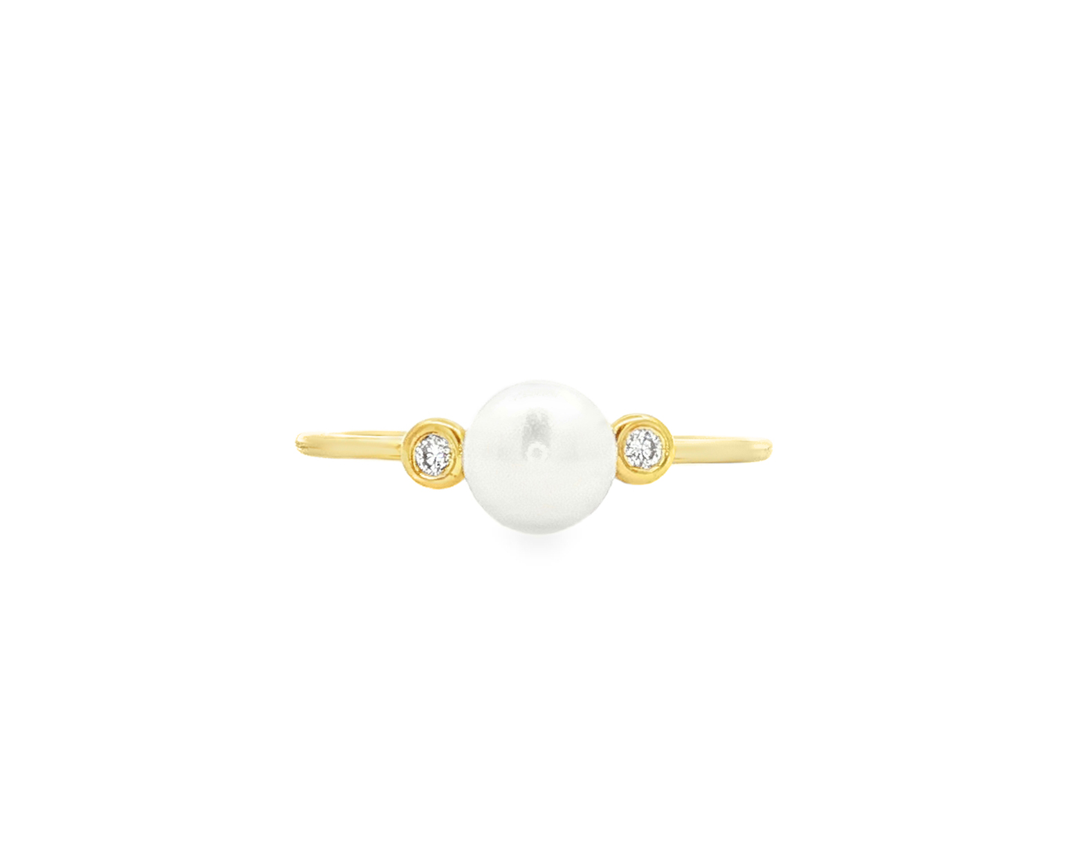 Biwa pearl ring with diamonds in 14k gold