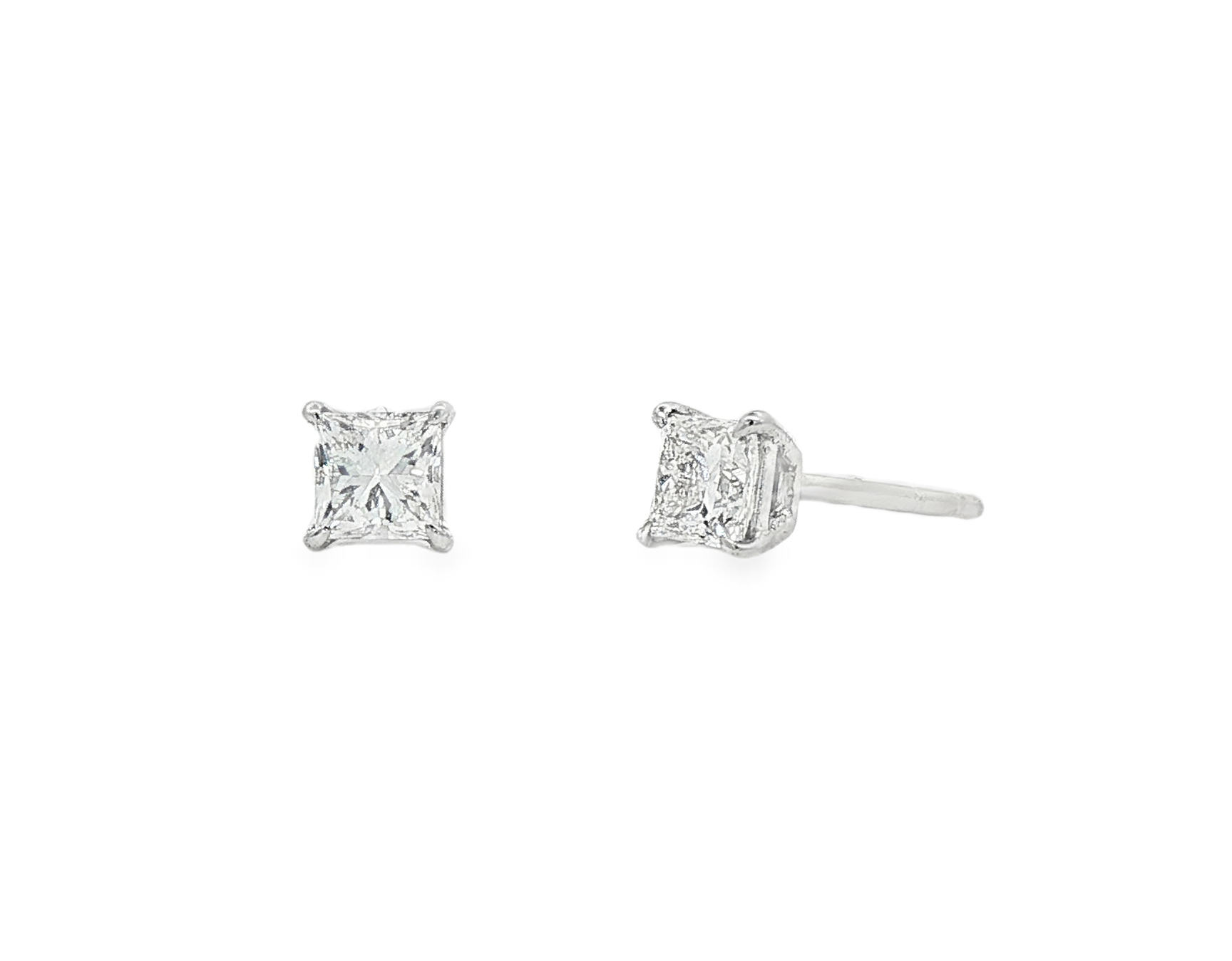 Stud Earrings with Princess Cut Diamonds in 18k white  gold