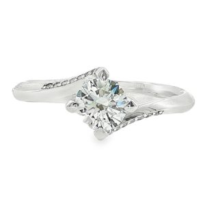 swirl-solitaire-engagement-ring-with-diamonds-in-18k-white-gold