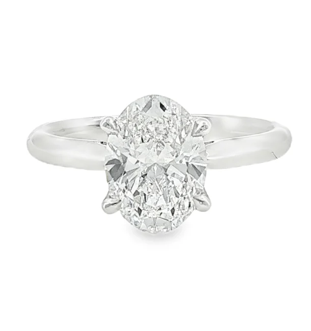 Μονόπετρο Δαχτυλίδι Αρραβώνων με Oval 1.53ct Lab-Grown Διαμάντι και Δέσιμο Τουλίπας από Κ18 Λευκό Χρυσό